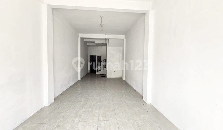 Raya Dharmahusada Shop House, East Surabaya (Near Bu Rudy Restaurant), 4 Floors, Ready to Use, Price NEGOTIABLE!!! 2
