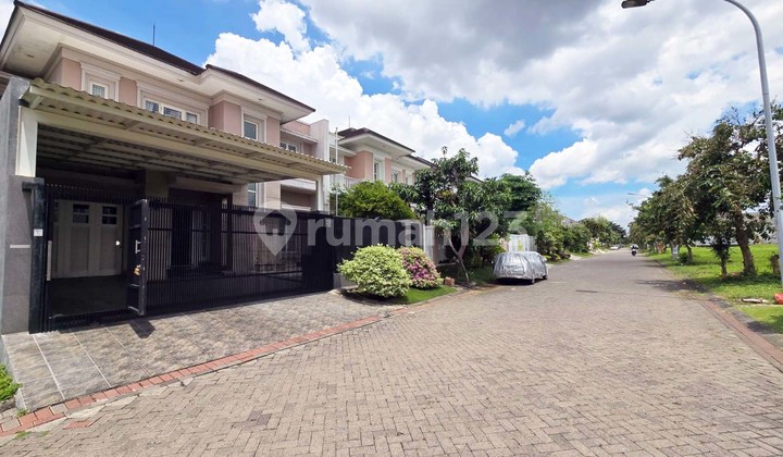 Rumah Dekat Galaxy Mall Surabaya Timur, Puri Galaxy Bougenville Cove, Mewah, Furnished, Siap Huni 2