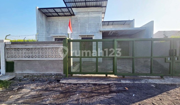 Rumah Baru Gress !!! di Gunung Anyar Tambak Surabaya Timur, Minimalis... SUDAH READY BURUANN !!!