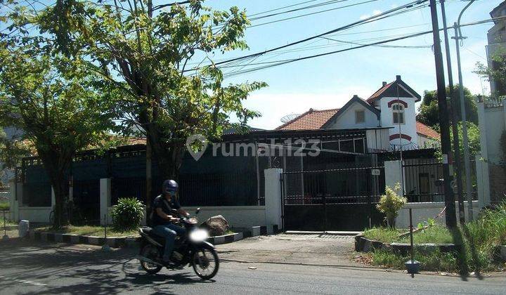 Rumah di Jl. Anjasmoro Surabaya Kota, Cocok untuk Kantor / Usaha - LM - 1