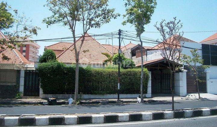 Rumah di Jl. Kutai Surabaya Pusat, bisa untuk rumah tinggal/usaha, Lokasi Strategis !!! - WNA - 1