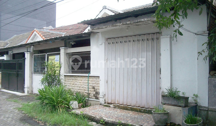 Rumah di Deltasari Indah Sidoarjo, Bagus + Terawat - LS - 2