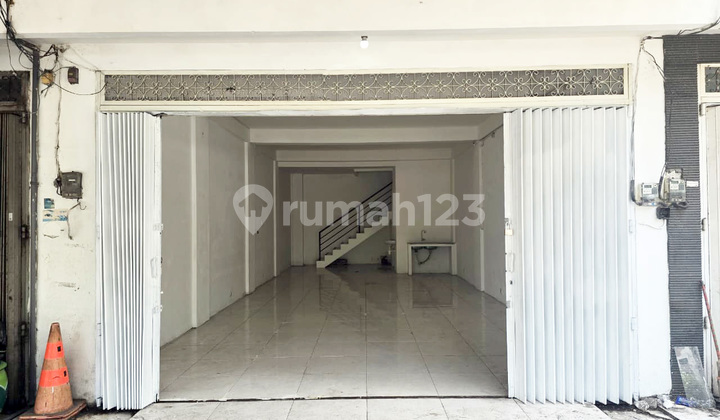 Shop house in South Sidosermo Surabaya, 2 Floors, Strategic Location Near Plaza Marina Mall... Also Available for Rent !! - Ts - 2