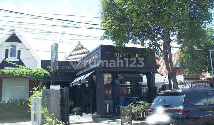 Rumah Pusat Kota Surabaya di Jl. Untung Suropati, Cocok untuk Usaha Resto/Cafe/Klinik/Kantor dsb - WNA -