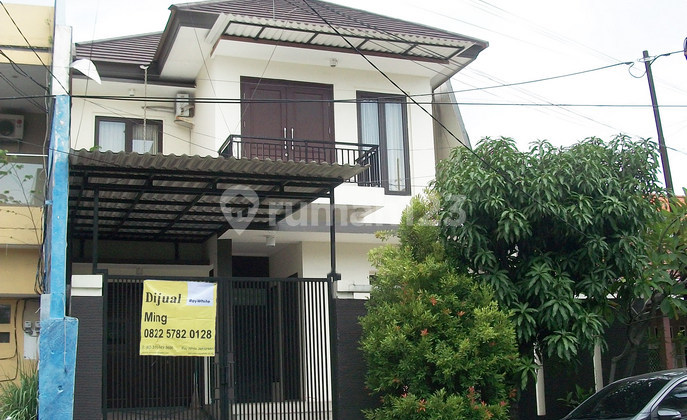 House in East Surabaya's Nginden Intan Timur, Minimalist, 2 Floors, Wide Street Row, Ready to Occupy - Mg - 2