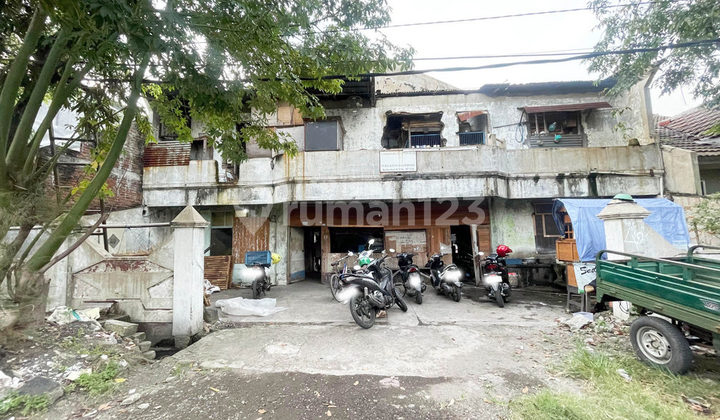 Rumah HITUNG TANAH !!! di Bendul Merisi Tengah Surabaya Selatan, Luas 488 m2, Hadap Selatan, SHGB - HAN -