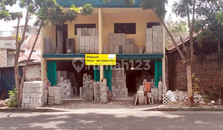 Ruko Raya MERR Gunung Anyar Lor Surabaya Timur, 2 Lantai, Strategis, Siap Pakai - WS -