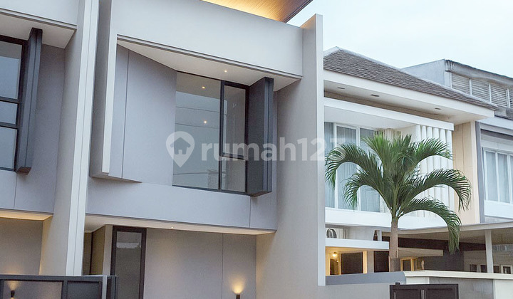 Rumah Baru Gress !!! di Rungkut Mapan Tengah Surabaya Timur, Minimalis, 2 Lantai... Buruann !!! - LT -