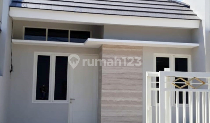 Rumah Baru Gress di Modern Tengah Gunung Anyar Surabaya Timur, Minimalis, Siap Huni - LT - 2