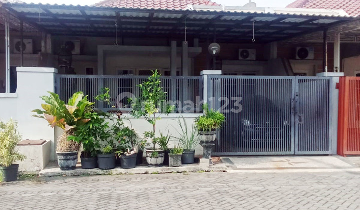 Rumah di Penjaringan Palem Indah Nirwana Regency Surabaya Timur, Row Jalan Lebar, Bagus + Terawat - EA - Rumah di Penjaringan Palem Indah Nirwana Regency Surabaya Timur, Row Jalan Lebar, Bagus + Terawat - EA -