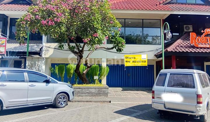 Ruko di Sukomanunggal Jaya Surabaya Barat, 2 Lantai dan 2 Ruko Gandeng, Strategis, Cocok untuk Kantor, Resto, Cafe, Klinik, Bank Dsb... Siap Pakai !!! - Mg -