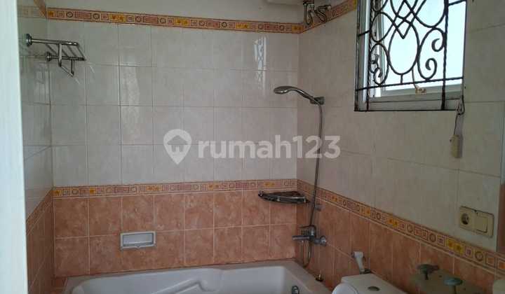 House in Cluster at Taman Giri Loka BSD House in Cluster at Taman Giri Loka BSD