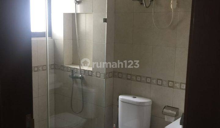 Rumah fullyfurnished di The Green BSD deoat pintu tol BSD 11