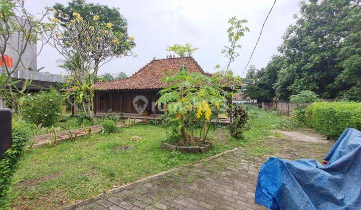 Rumah joglo pondokan kayu pinggir jalan dengan halaman yg luas di Ciater BSD Serpong Rumah 2