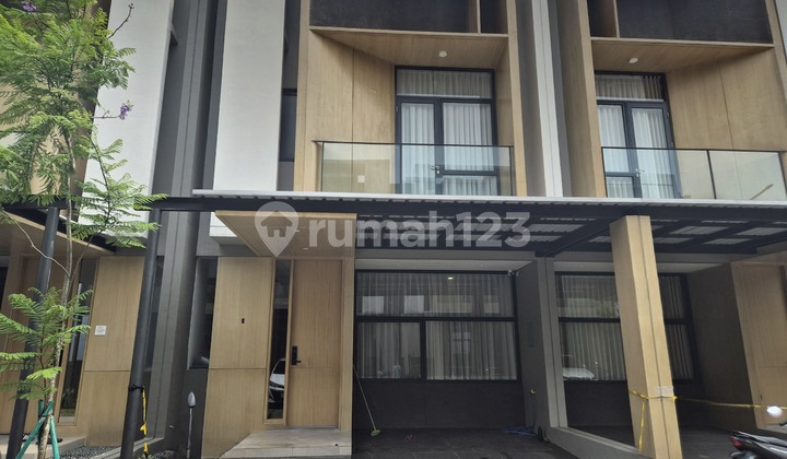 Rumah Baru Dsewakan Full Furnished Di Tana Kayu Bsd City. 1