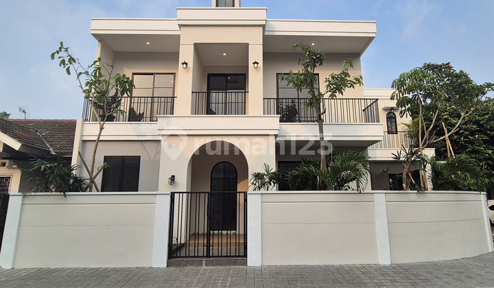 Large New Magnificent House In Kencana Loka Bsd City Tangsel 2