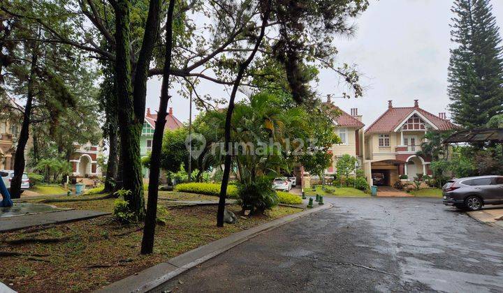 Rumah.besar Dalam.cluster.depan.taman Dekat Lapangan.golf.bsd,.sekolah.binus.dan.jalan Raya. 2