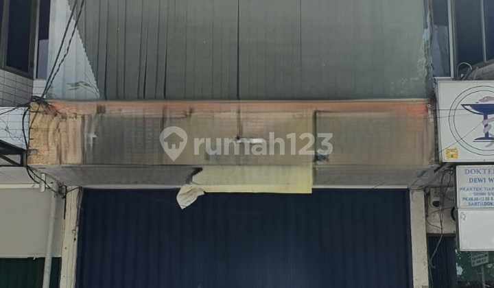 For Rent Premium 2-Story Shophouse HGB Located on Jalan Panjang, West Jakarta 2