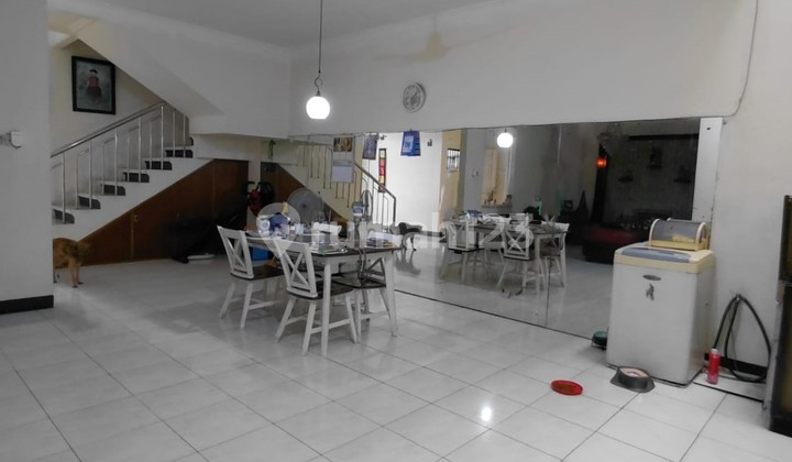 Dijual SEGERA Rumah 2 Lantai atap baja ringan di Perum Bumi Permata Indah, Jl Raden Saleh Meruya Jakarta 