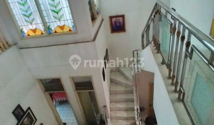 Dijual Rumah 2 Lantai Dengan Taman Yang Cantik di Perumahan Alfa Indah Jakarta Barat 14