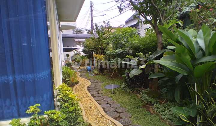 Dijual Rumah 2 Lantai Dengan Taman Yang Cantik di Perumahan Alfa Indah Jakarta Barat 20
