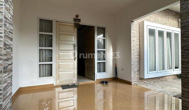 Disewakan Rumah Furnished di Pondok Kuwera Pasar Rebo Jakarta Timur 1
