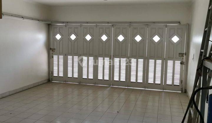 Disewakan Rumah Siap Huni 2 Lantai di Taman Kebon Jeruk Jakarta Barat 10