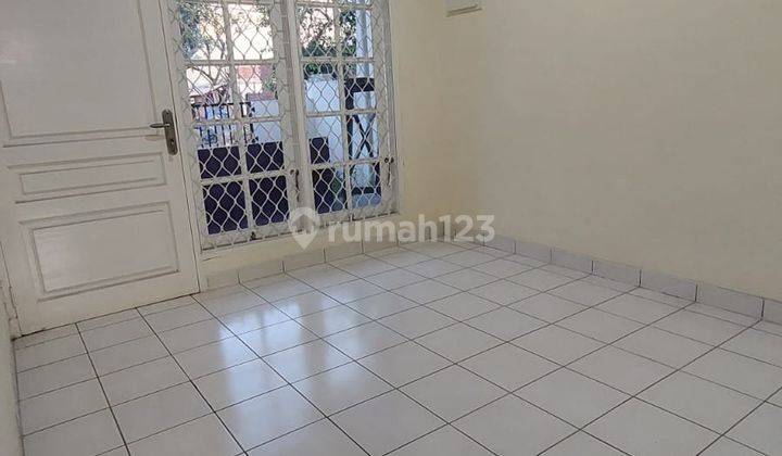 Disewakan Rumah di Villa Melati Mas Serpong Tangerang 2