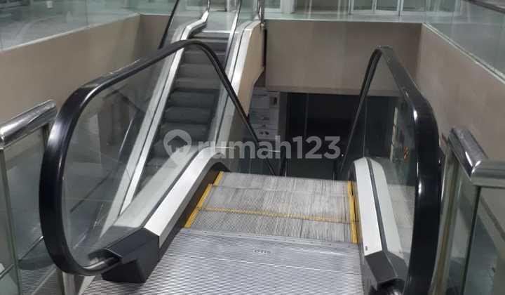 HOT PROPERTY! Plaza 4 Lantai Dijual – Pinangsia Raya, Jakarta Barat