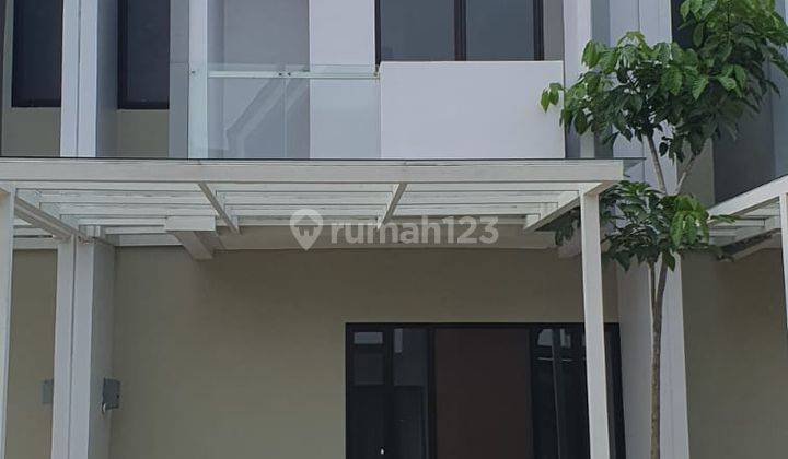 Disewakan Rumah Baru di Puri Botanical - Cluster Lavender Jakarta Barat 1