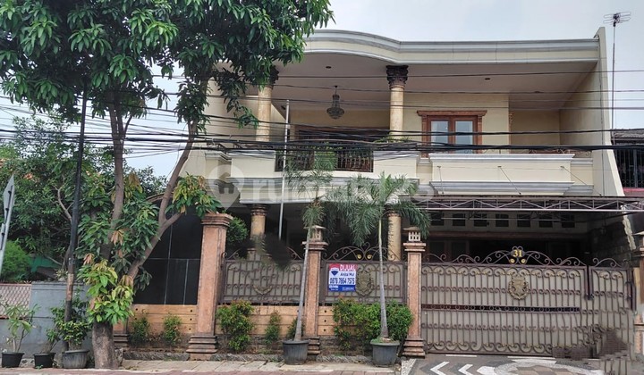 Dijual SEGERA Rumah Kokoh siap huni di Duren Sawit Jakarta Timur