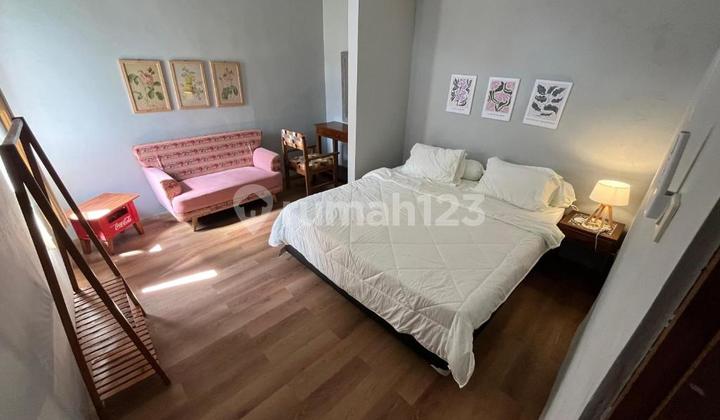 Rumah Konsep Villa full furnished Monjali 2