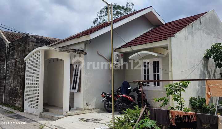 Beautiful House Fully Furnished Condongcatur 2