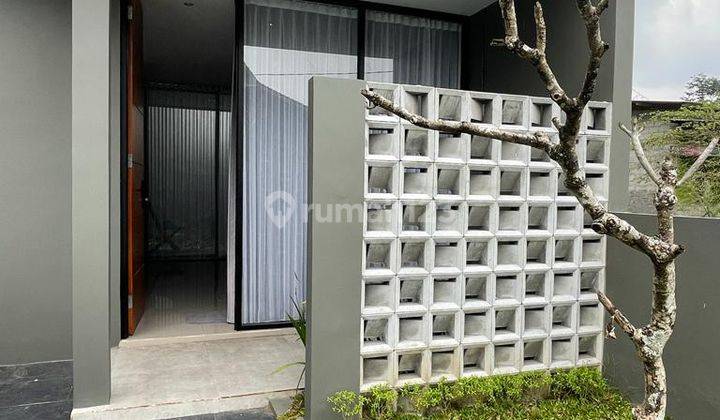Rumah Baru desain Cantik mangku jalan Purwomartani 3