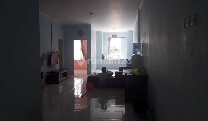 Rumah jalan utama Wahid Hasyim area Seturan 5