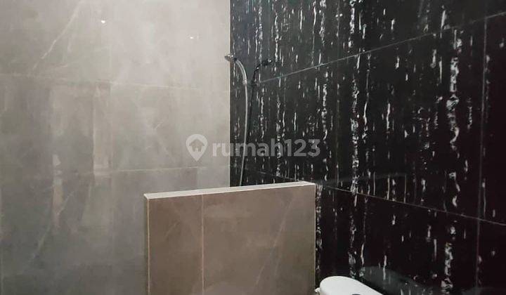 Rumah Mewah Modern dalam perumahan jakal km 7.5 5