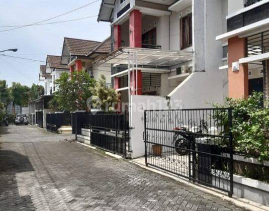 Rumah dalam perumahan barat Patangpuluhan  1