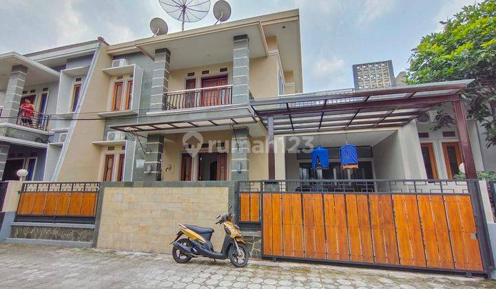 Rumah mewah 2 lantai dalam perumahan Condongcatur 1