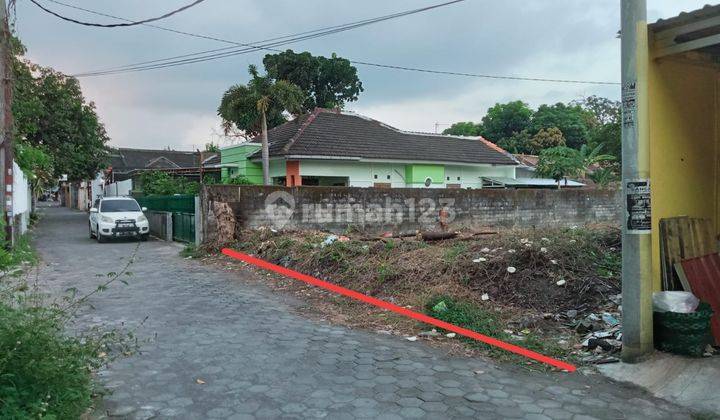 Tanah Condong Catur belakang JIH  2