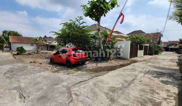 Tanah ukuran kecil drono utara merapiveiw Tanah ukuran kecil drono utara merapiveiw