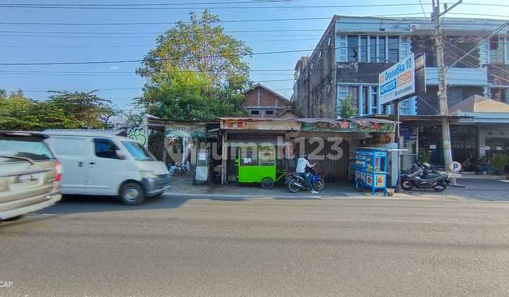 Lahan bonus bangunan samping RS Gramedika Lahan bonus bangunan samping RS Gramedika