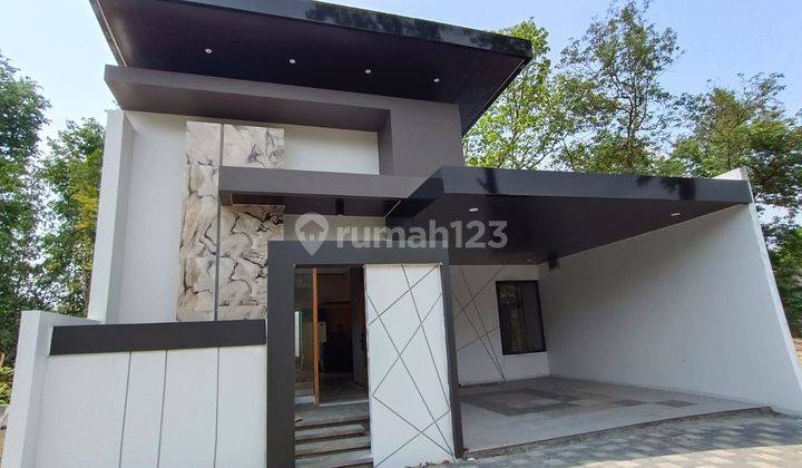 Rumah Kontemporer Wedomartani Maguwoharjo 1