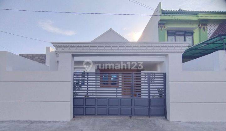 Rumah baru luxury barat RS Ludiro, Hos Cokroaminoto 1