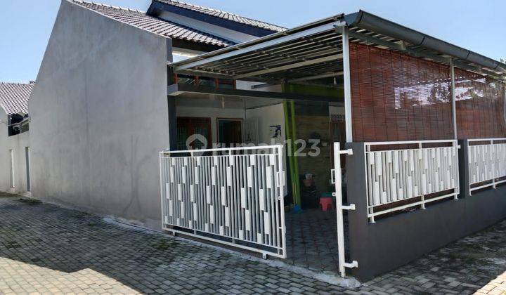 Rumah dalam cluster Margoluwih Sayegan 1