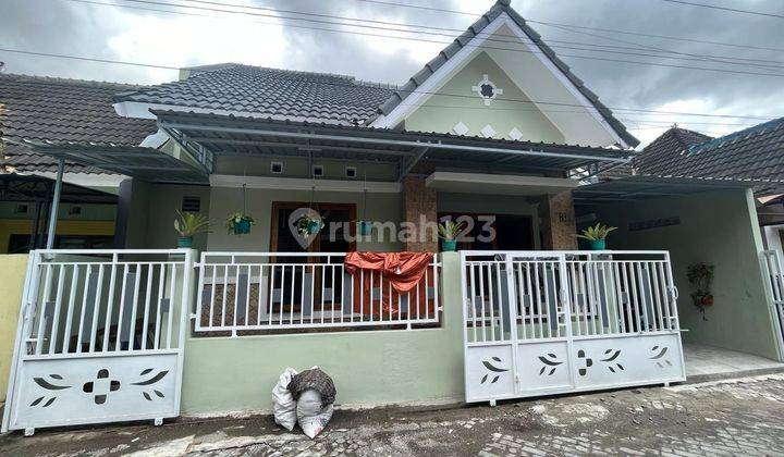 Rumah Dalam Perumahan Utara Pakuwon Mall 1