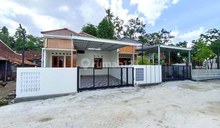 Rumah timur pemancingan Kadisoka, Purwomartani 1