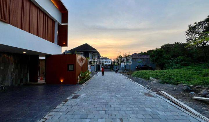 Rumah Baru Condongcatur Kolam Renang Pribadi 2