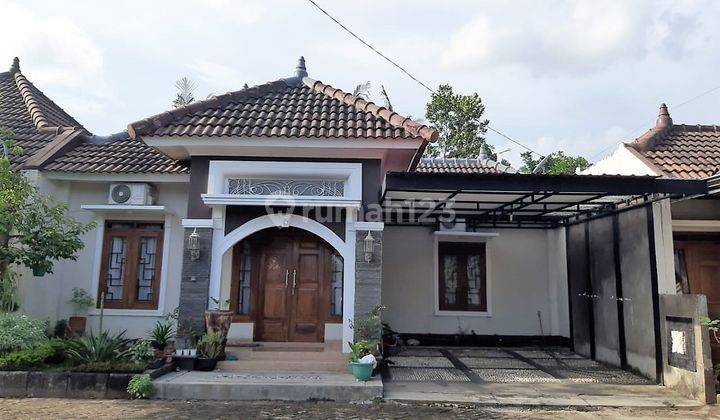 Rumah dalam perumahan selatan Giwangan 1