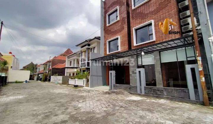 Kost Eksklusif Full Furnished jalan Monjali 1