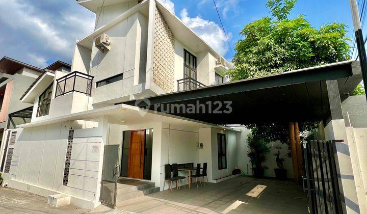 Rumah Modern Furnished Perumahan Wirobrajan 1